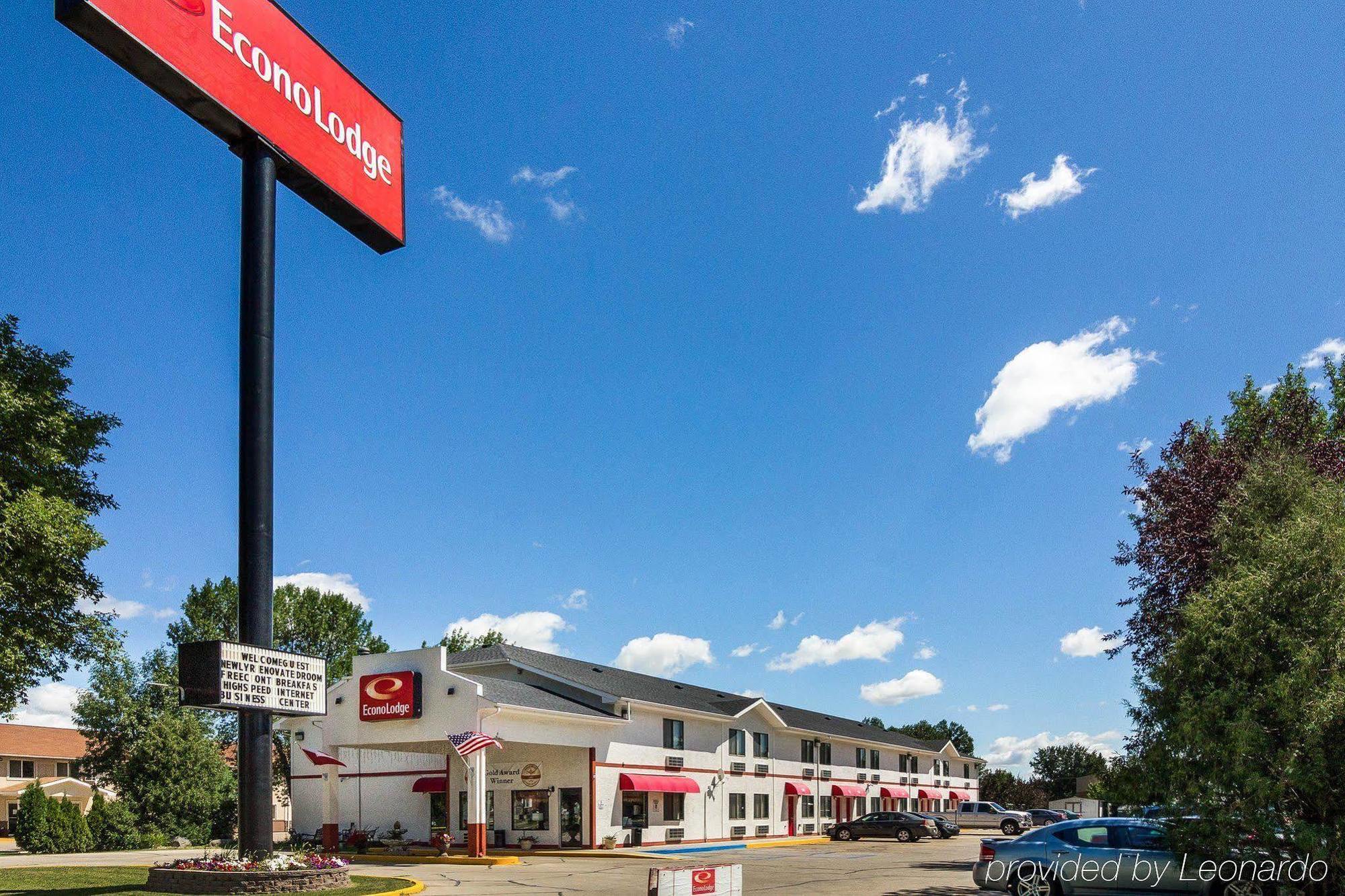 Econo Lodge Гранд-Форкс Экстерьер фото