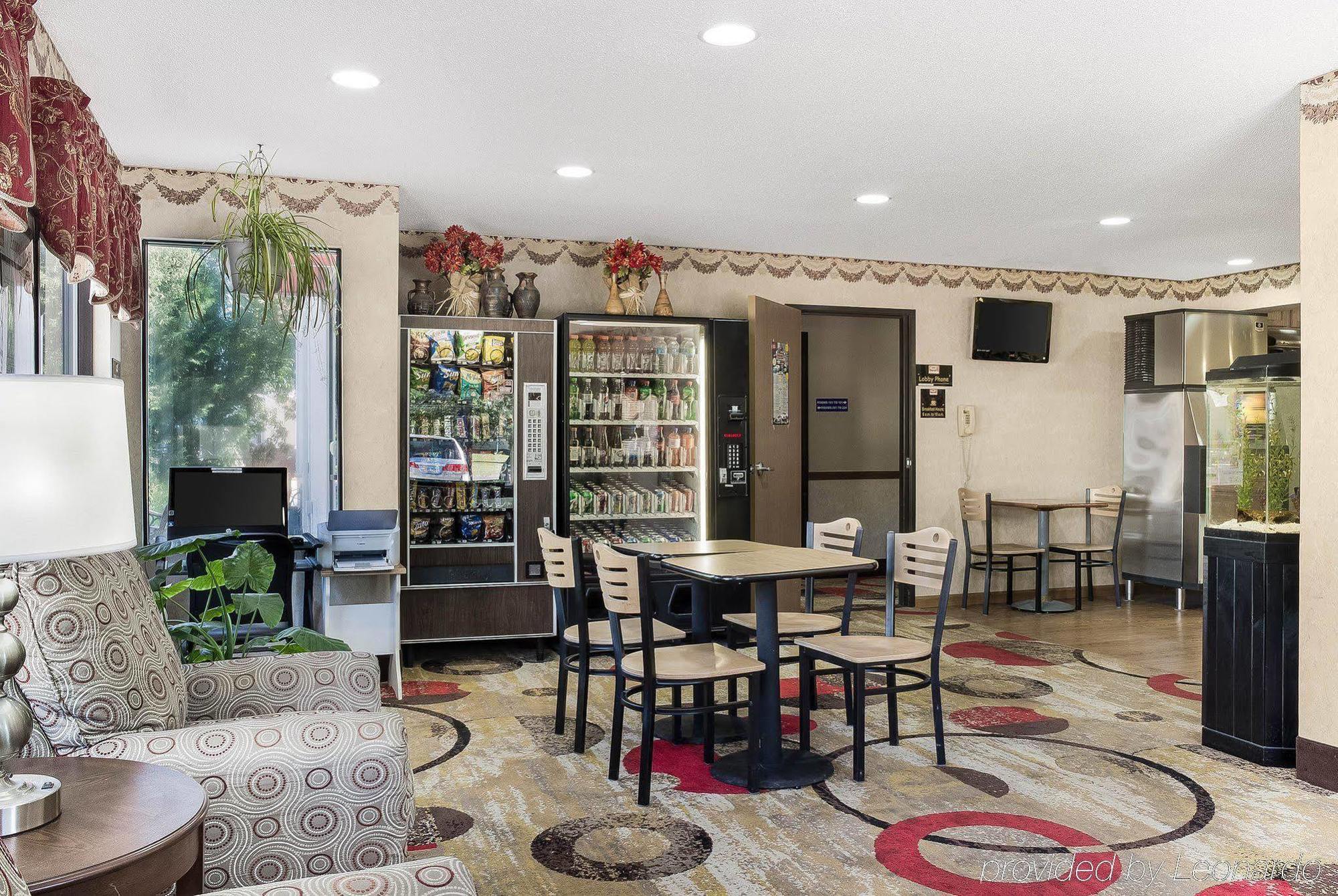 Econo Lodge Гранд-Форкс Экстерьер фото